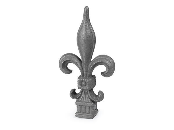 Cast iron royal crown spear, 9.5-Inch x 5.5-Inch